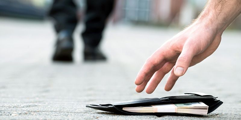 Giải mã nằm mơ lượm được tiền: Chọn con số nào để trúng đề? 4 Cách đánh số theo nằm mơ lượm được tiền