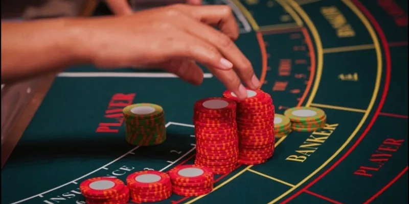 Khám phá luật chơi Baccarat - Cách chơi và luật cơ bản 2 Luat choi xoc dia 1